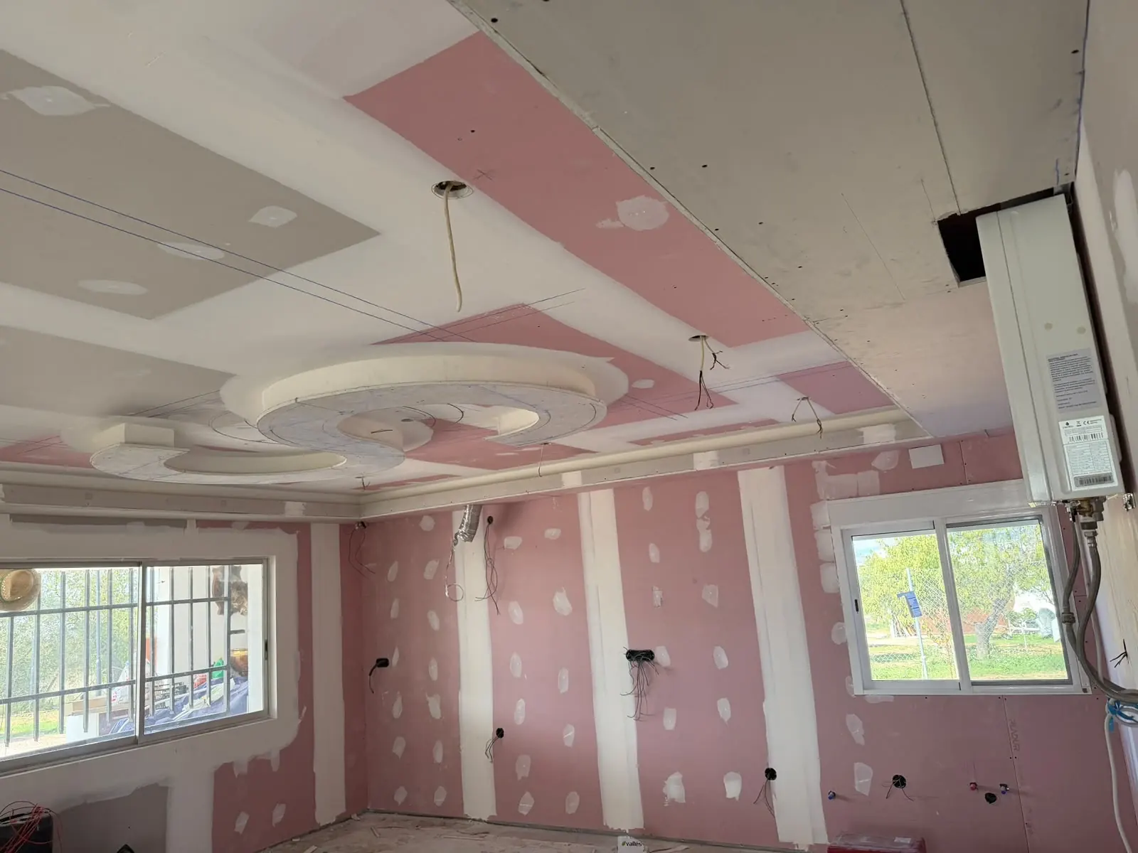 Techo decorativo en S cerrado con placa de pladur